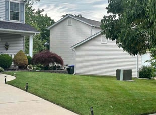 Shaundel J.'s lawn maintenance service result