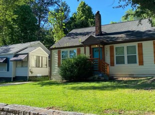 Renee C.'s lawn maintenance service result