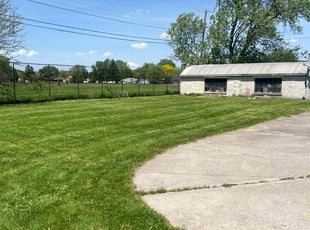 Kelly E.'s turf care service result