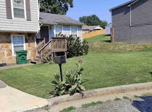 Yvonne M.'s lawn care services service result