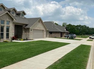 MarianMarian P.'s grass cutting service result