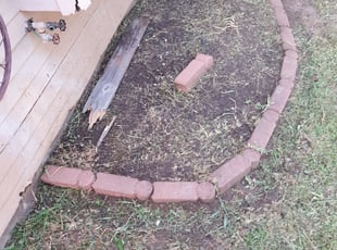 Melissa G.'s Flower Bed Weeding service result