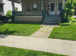 Joy R.'s lawn service service result