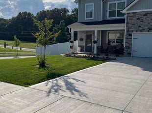 Jonathan L.'s lawn service service result