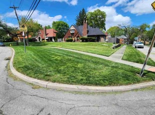 Robert M.'s lawn maintenance service result