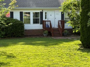 Rochelle T.'s lawn service service result