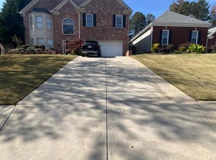 Jacqueline R.'s turf care service result