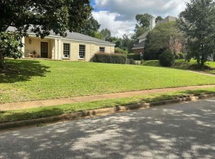 Rob D.'s lawn maintenance service result