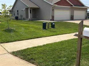 Kimberly C.'s lawn care services service result