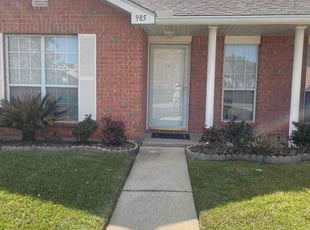 Roxanne S.'s turf care service result