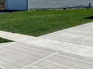 Alannys V.'s lawn care service result