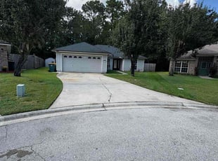 Lisa B.'s grass cutting service result
