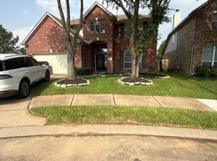 Brenda B.'s lawn maintenance service result