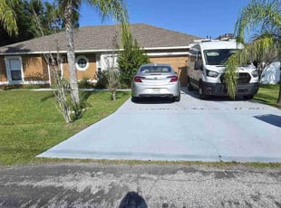 Stephanie R.'s grass cutting service result
