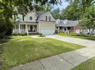 Erika D.'s lawn care service result