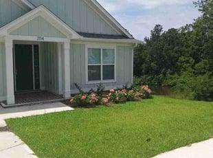 Julie M.'s grass cutting service result