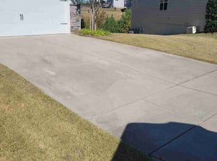 Elizabeth A.'s turf care service result