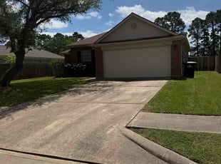 Lydia R.'s turf care service result