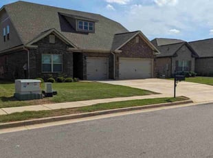 Lynn C.'s lawn service service result