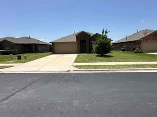 Darla M.'s lawn care service result