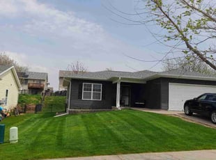 Linda J.'s lawn maintenance service result