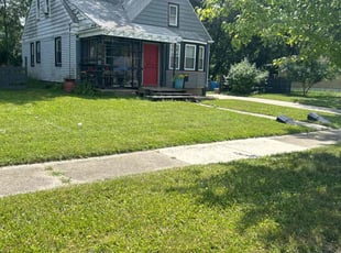 Betty C.'s turf care service result
