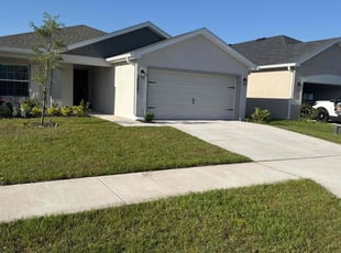 Elizabeth A.'s grass cutting service result