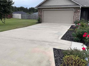 Kendra N.'s lawn maintenance service result