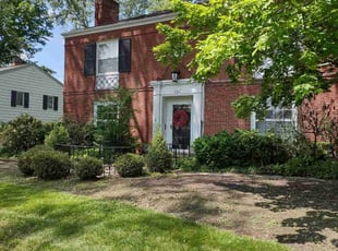 Arthur M.'s Bush Trimming service result