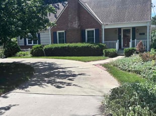 Justin S.'s gardening service service result