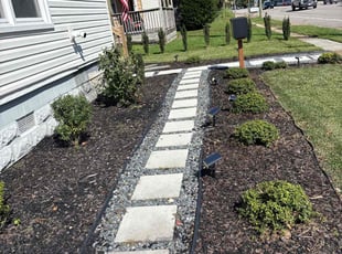 Lisa S.'s Bush Trimming service result