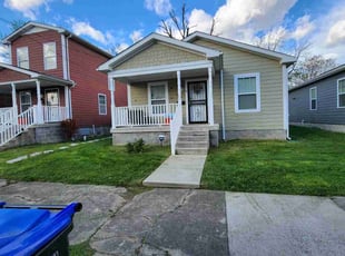 Kim M.'s turf care service result