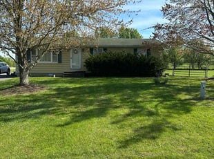 Kevin M.'s lawn maintenance service result