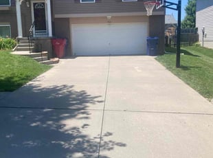Larry D.'s grass maintenance service result