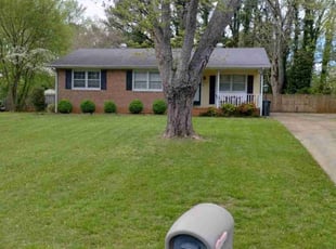 Christa K.'s lawn maintenance service result
