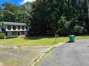 Kathy M.'s grass maintenance service result