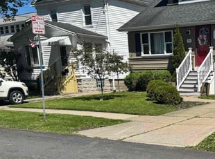 Sharon K.'s grass cutting service result