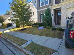 Torrie J.'s Bush Trimming service result