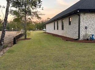 Deann G.'s grass maintenance service result