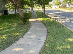 Tami J.'s lawn maintenance service result