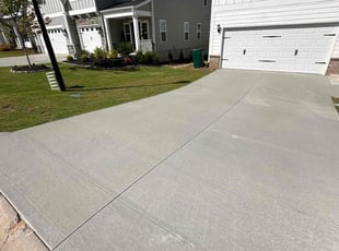 Tammy T.'s lawn care services service result