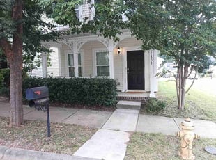 Sharon W.'s lawn service service result