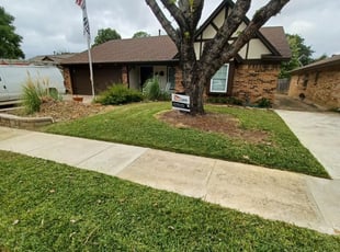 Julianne R.'s Lawn Maintenance service result