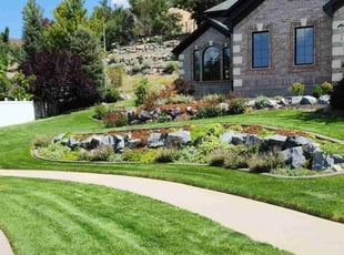 Melinda W.'s Lawn Service service result