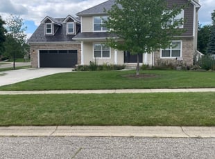 Kelly M.'s Lawn Service service result
