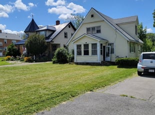 Isabel Z.'s Grass Cutting service result