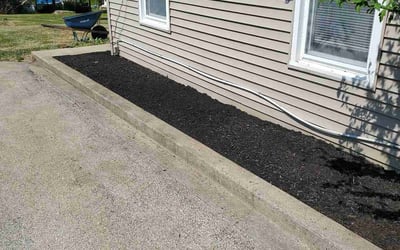 Photo of Rachel K.'s yard after getting landscaping in Hatfield, PA