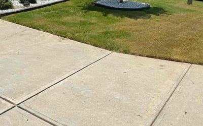 Photo of Craig B.'s yard after getting landscaping in Randleman, NC
