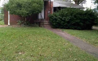 Photo of Lisa H.'s yard after getting landscaping in Buckeye Lake, OH