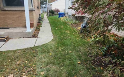 Photo of Lynn P.'s yard after getting landscaping in West Bend, WI